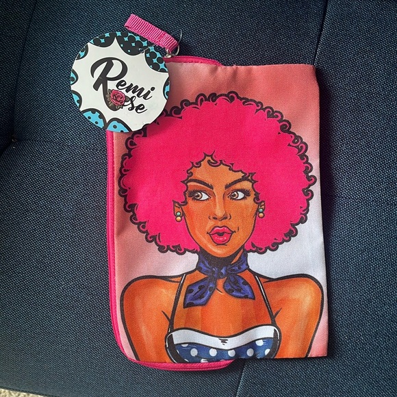 COPY - Brand new ๐๐ fun trendy hip cosmetic bags new with tags ๐๐๐ - Picture 1 of 3